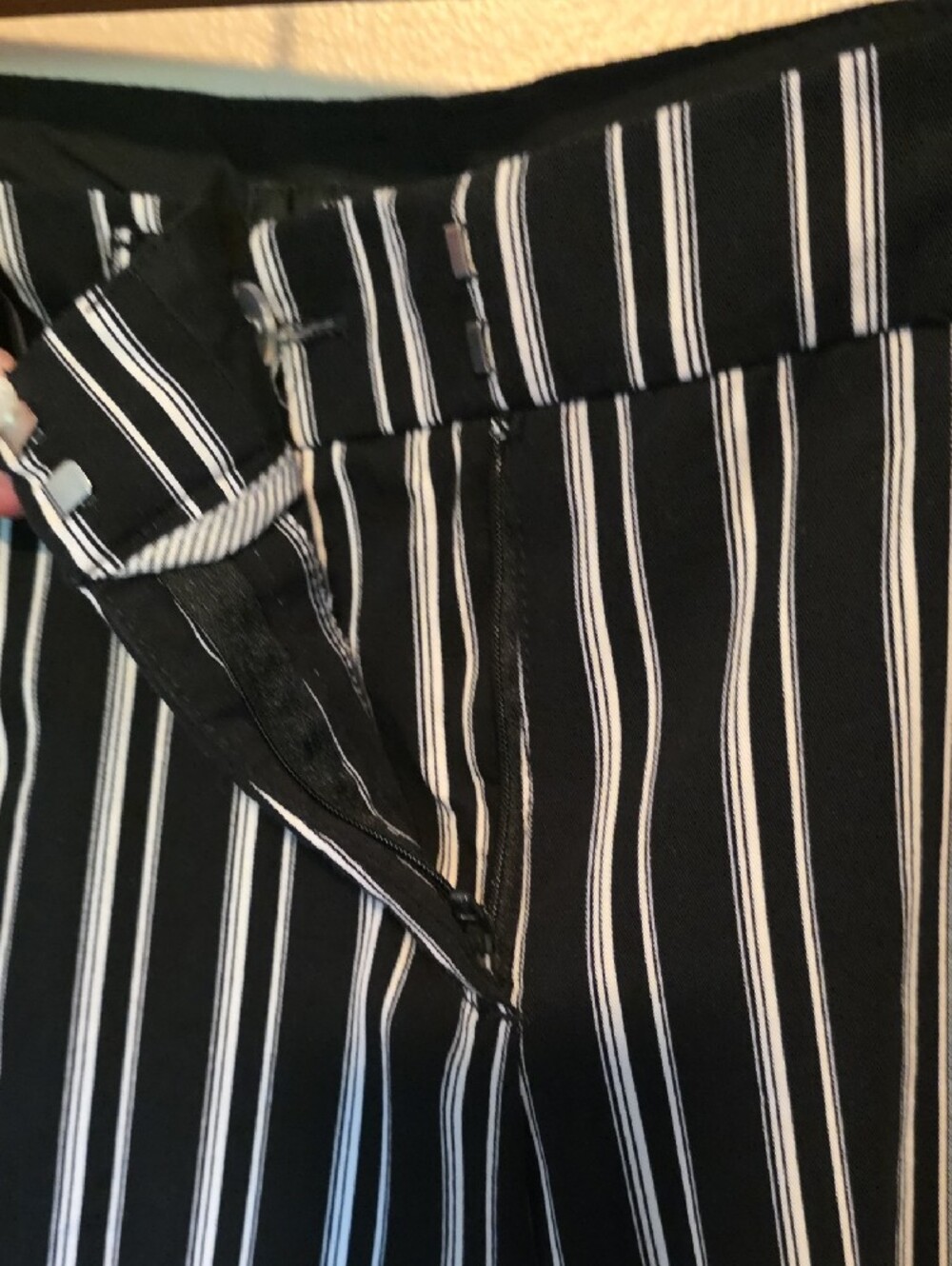Chalet White Pleated Sleeveless Top with Black & White Striped Skinny Pants Set - Picture 8 of 9
